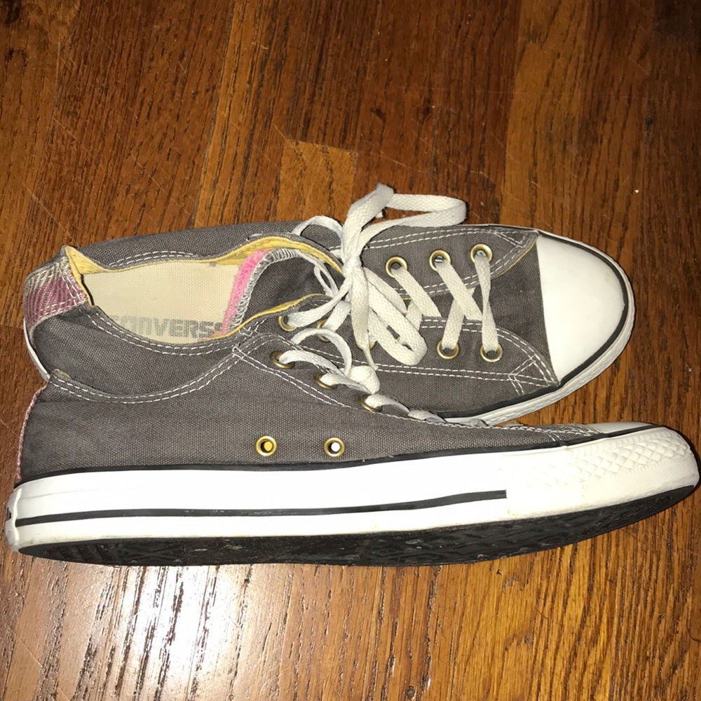 Women’s converse